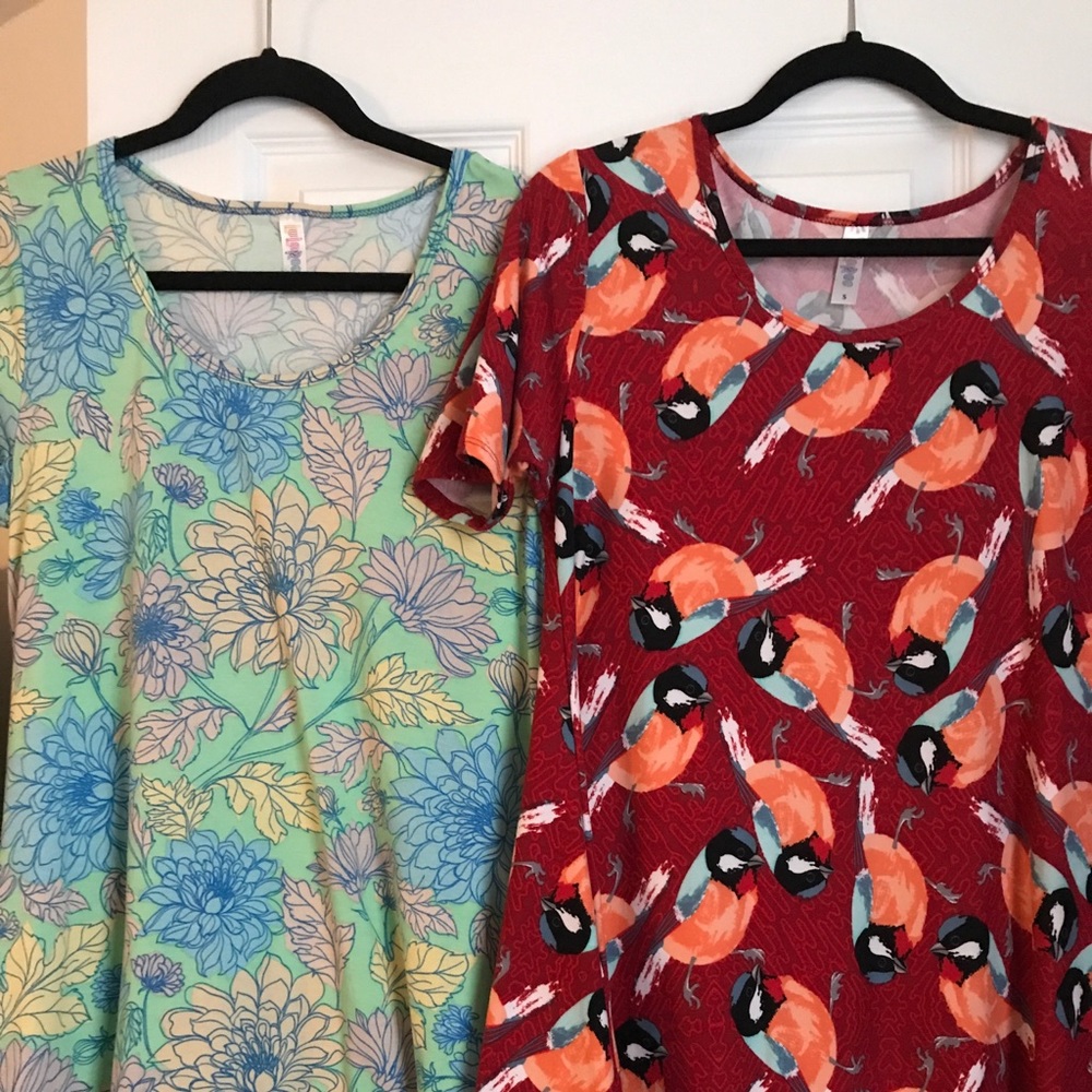 Two small LuLaRoe Perfect T